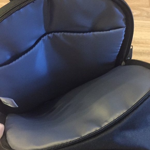 Adidas Backpack - Picture 4 of 8